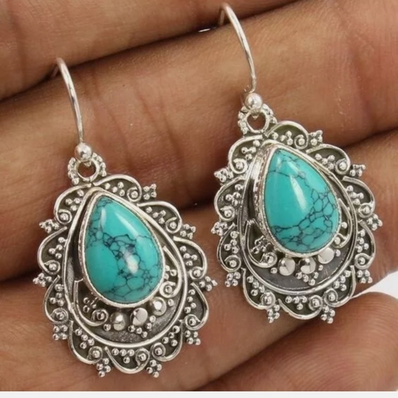 Jewelry - ♡Women 925 Silver Turquoise Ear Hook earrings♡